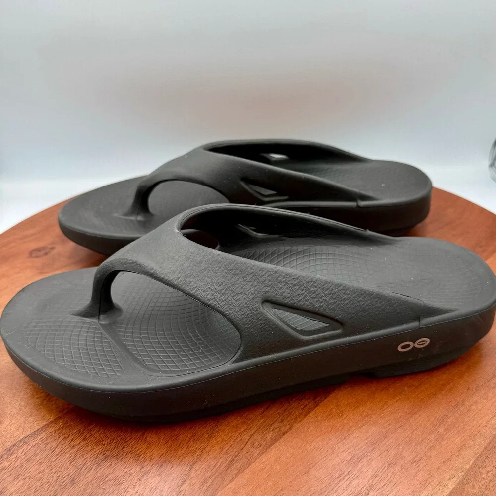 OOFOS OOriginal Black Recovery Thong Sandal Comfort Orthotic‎ Flip Flop M9/W11
